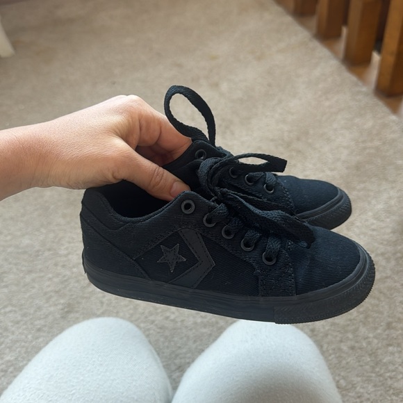 Converse - Picture 4 of 4